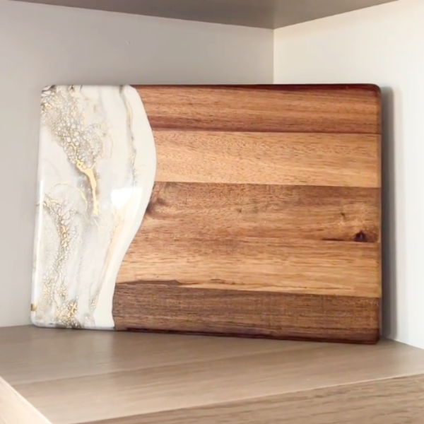 Acacia Board With Ocean Waves Art- Gold Quartz