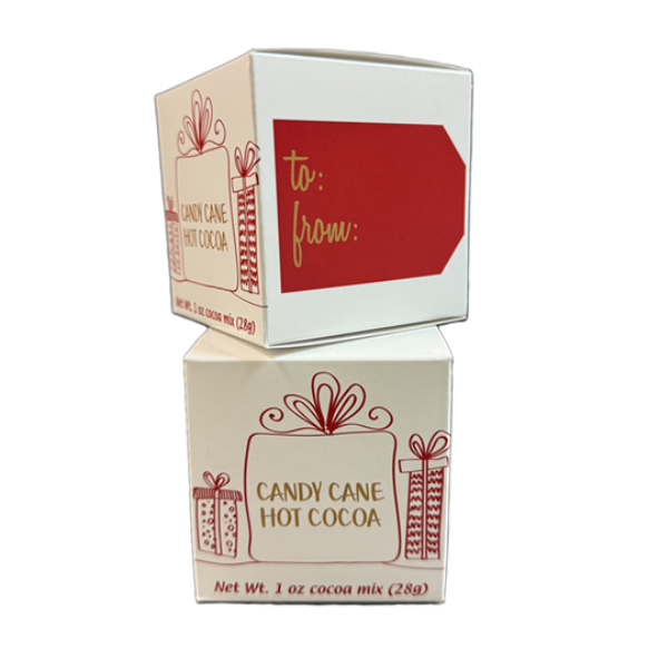 Rich hot chocolate with refreshing peppermint flavour, a cozy festive drink perfect for the holiday season.