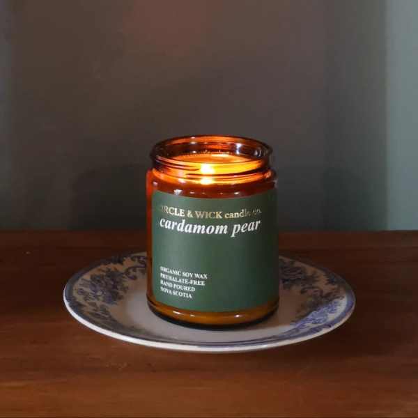 Cardamom & Pear 9 Oz Candle