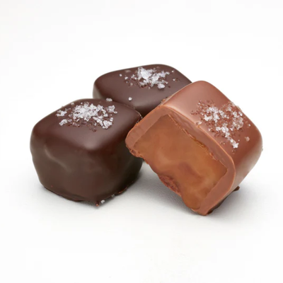 Milk & Dark Chocolate Sea Salt Caramels Box (9 pcs.)