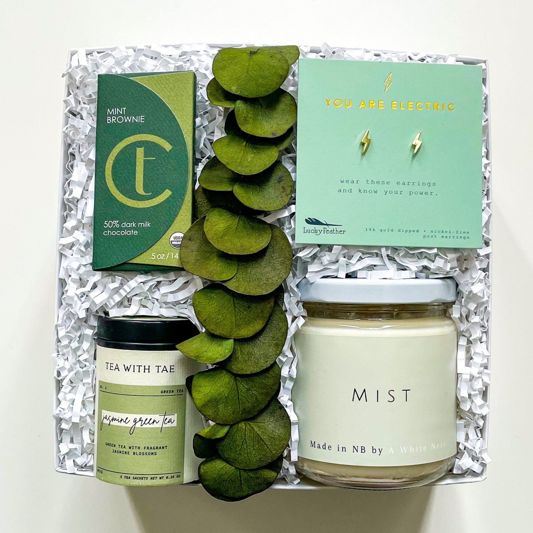 Gifts For Her, Perfect Gift For Her, Women’s	Gift, Women’s Gift Delivery, Birthday Gifts For Her, Gifts For Mom, Gifts For Girlfriend, Wife Gifts, Birthday Gift For Girlfriend, Birthday Gift For Mom, Birthday Gift For Wife, Best Gifts For Her, Best Gift Boxes For Her, Best Gift Baskets For Her, Custom Gift For Her, Custom Gift For Mom, Halifax Gift Delivery, Dartmouth Gift Delivery, Bedford Gift Delivery, Halifax Gifts, Halifax Gift Basket, Halifax Gift Boxes, Gift Boxes, Gift Baskets, Canadian Gifts