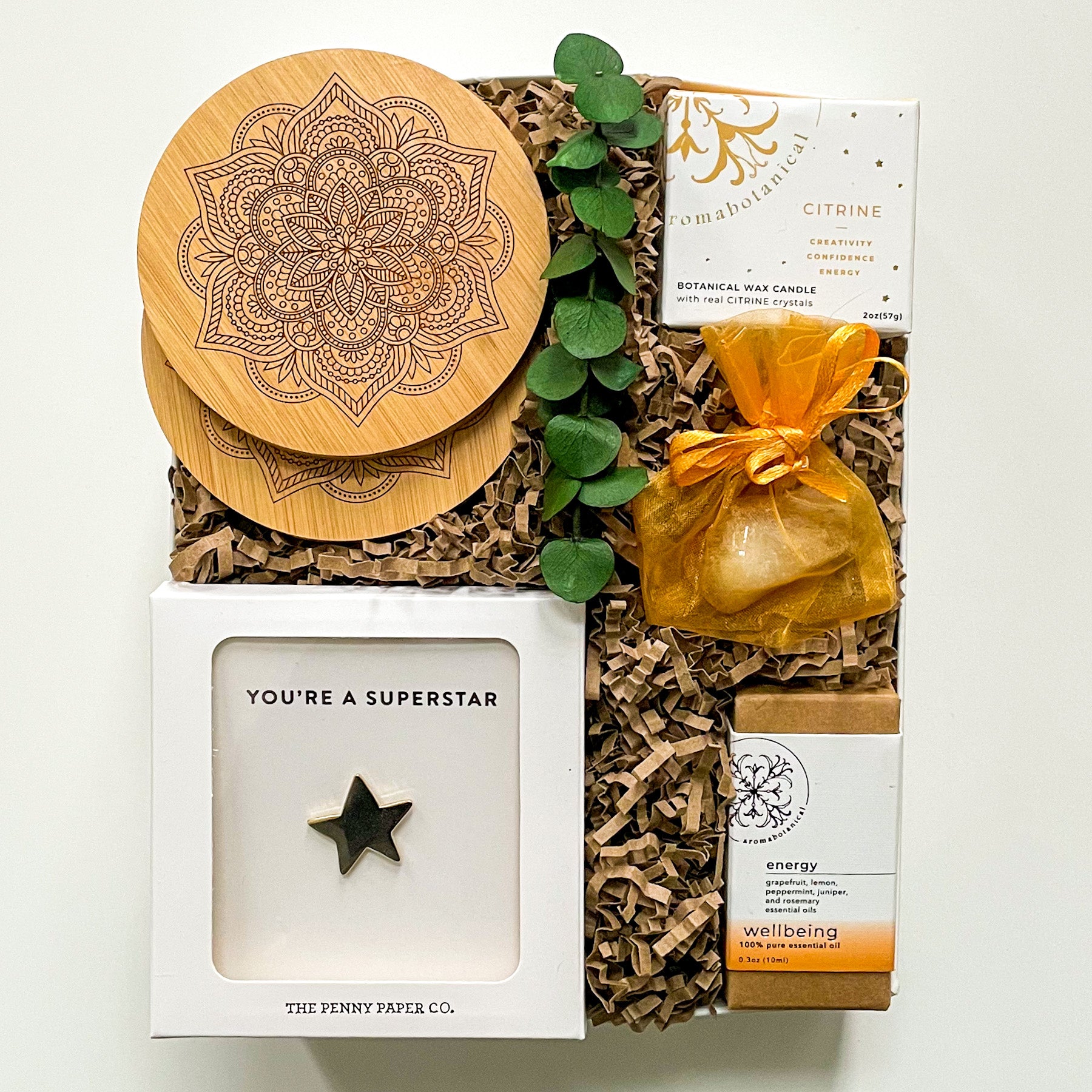 Corporate Gifts, Client Gifts, Corporate Gift Delivery, Client Gift Delivery, Shipped Corporate Gifts, Shipped Client Gifts, Gold star, gold gift ideas, yellow gift boxes, impressive employee gifts