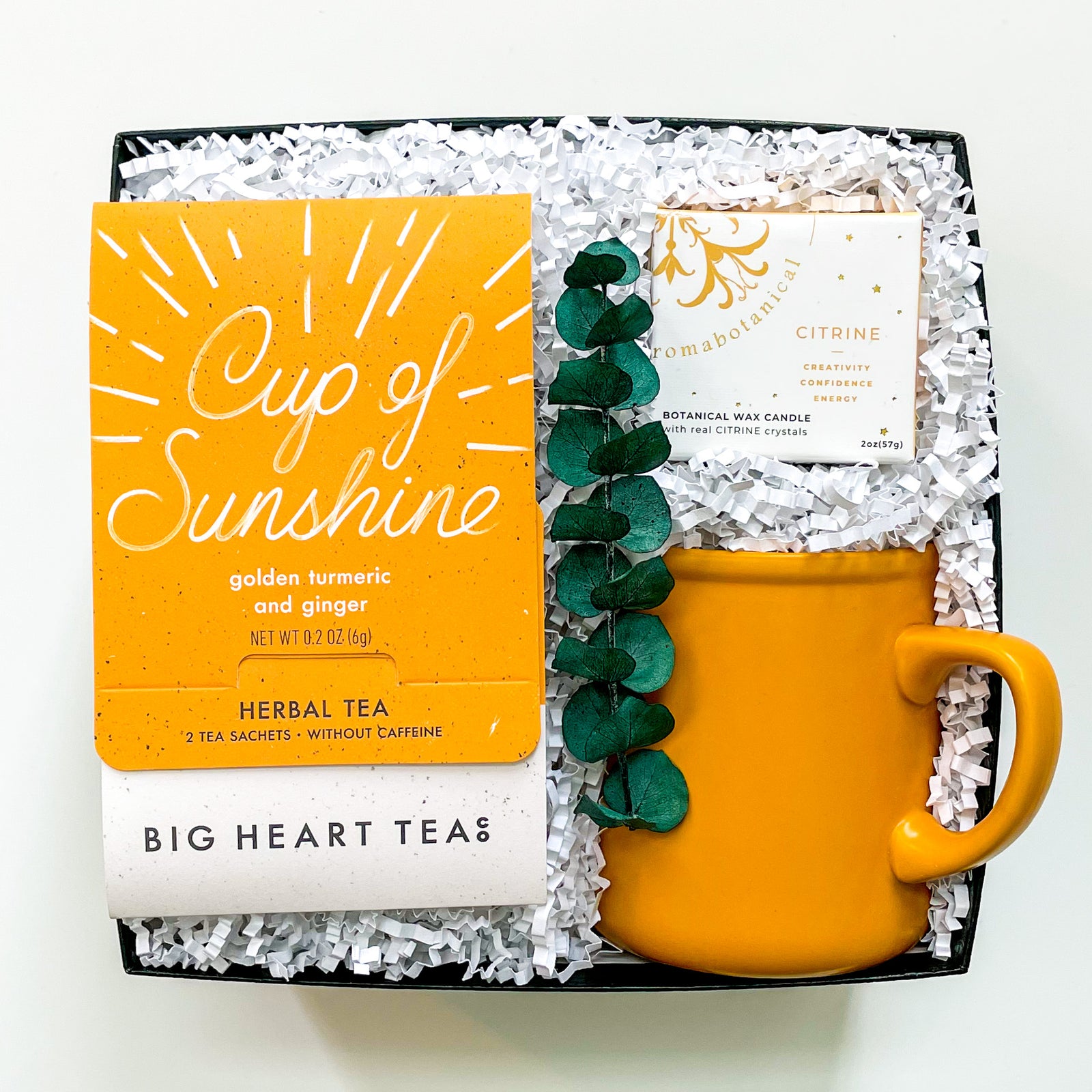 Botanical Wax Candle Mango Papaya, Tea with Tae Lemon Ginger, Tea Cup